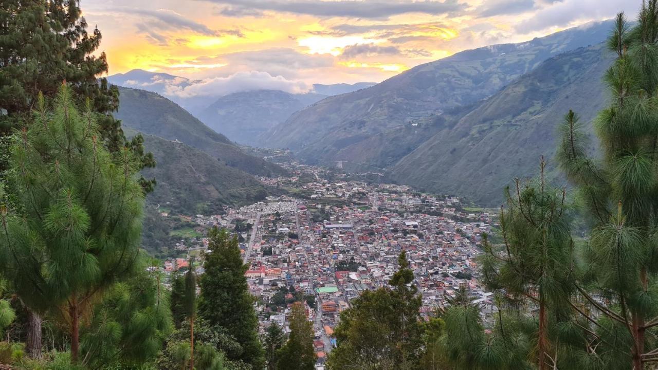 Premium Holiday Cabin - Spectacular Tungurahua Volcano View Baños Eksteriør bilde