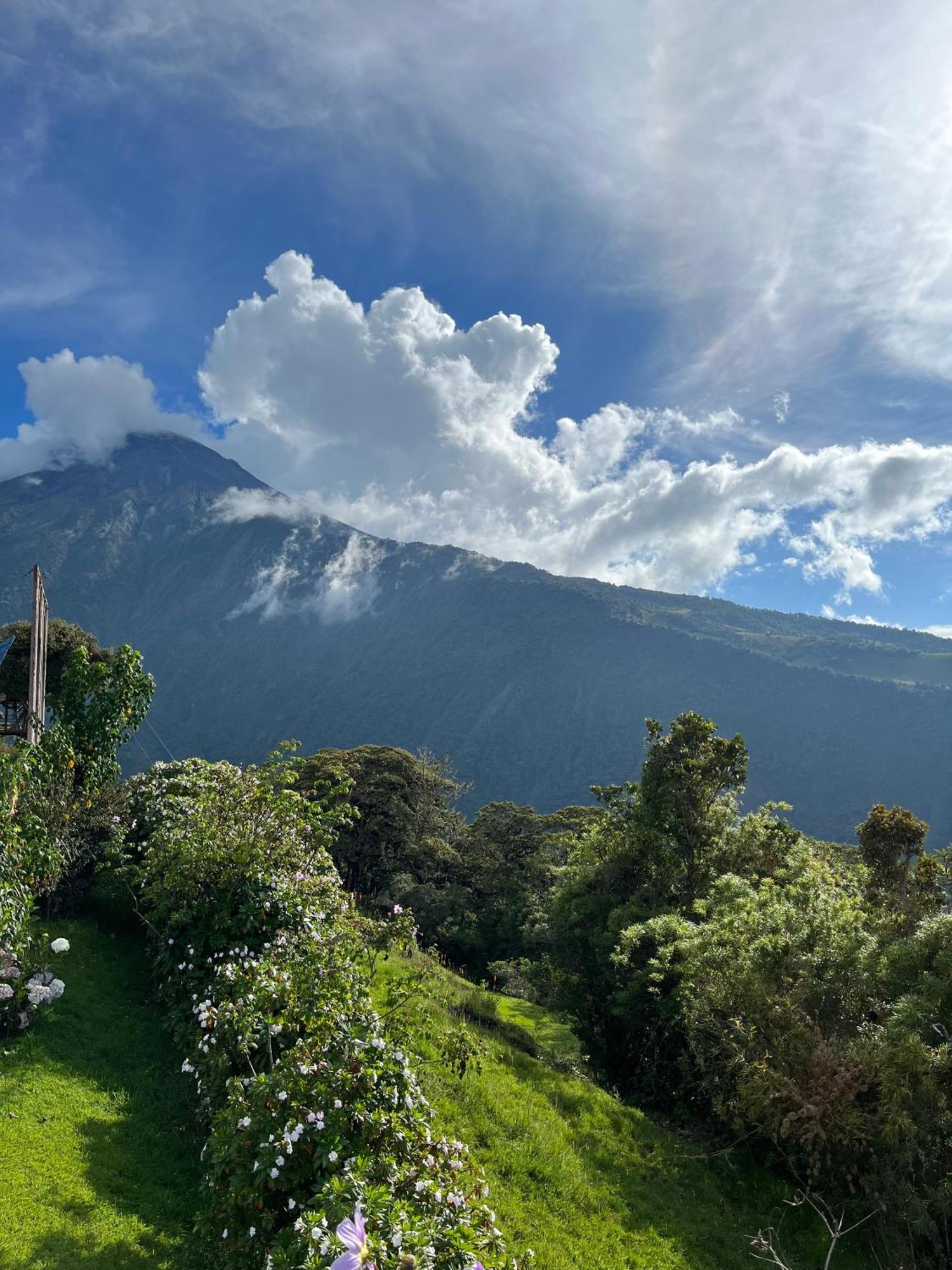 Premium Holiday Cabin - Spectacular Tungurahua Volcano View Baños Eksteriør bilde